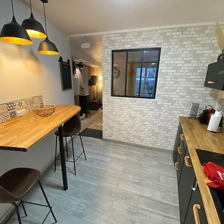 L'Industriel Apartment Ablis Exterior photo